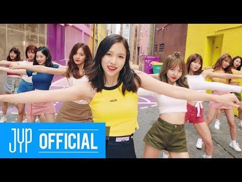 251030 اليوم تحديث تويتر intwice - في مثل هذا اليوم منذ 8 سنوات، أصدرت TWICE أول ألبوم كامل لها "twicetagram" بالإضافة إلى الفيديو الموسيقي لأغنيتها الرئيسية "LIKEY".