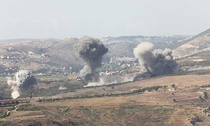 غارات إسرائيلية على بلدات جنوبية… وبرّاك يحذر «حزب الله» من مواجهة كبيرة مع إسرائيل إذا لم يسلم سلاحه غارات إسرائيلية على بلدات جنوبية... وبرّاك يحذر «حزب الله» من مواجهة كبيرة مع إسرائيل إذا لم يسلم سلاحه