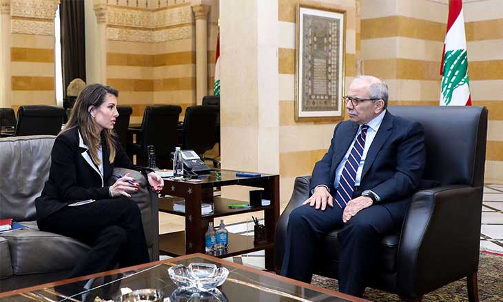 يتعيّن وضع الأسلحة تحت سيطرة الدولة اللبنانية مع نهاية العام يتعيّن وضع الأسلحة تحت سيطرة الدولة اللبنانية مع نهاية العام