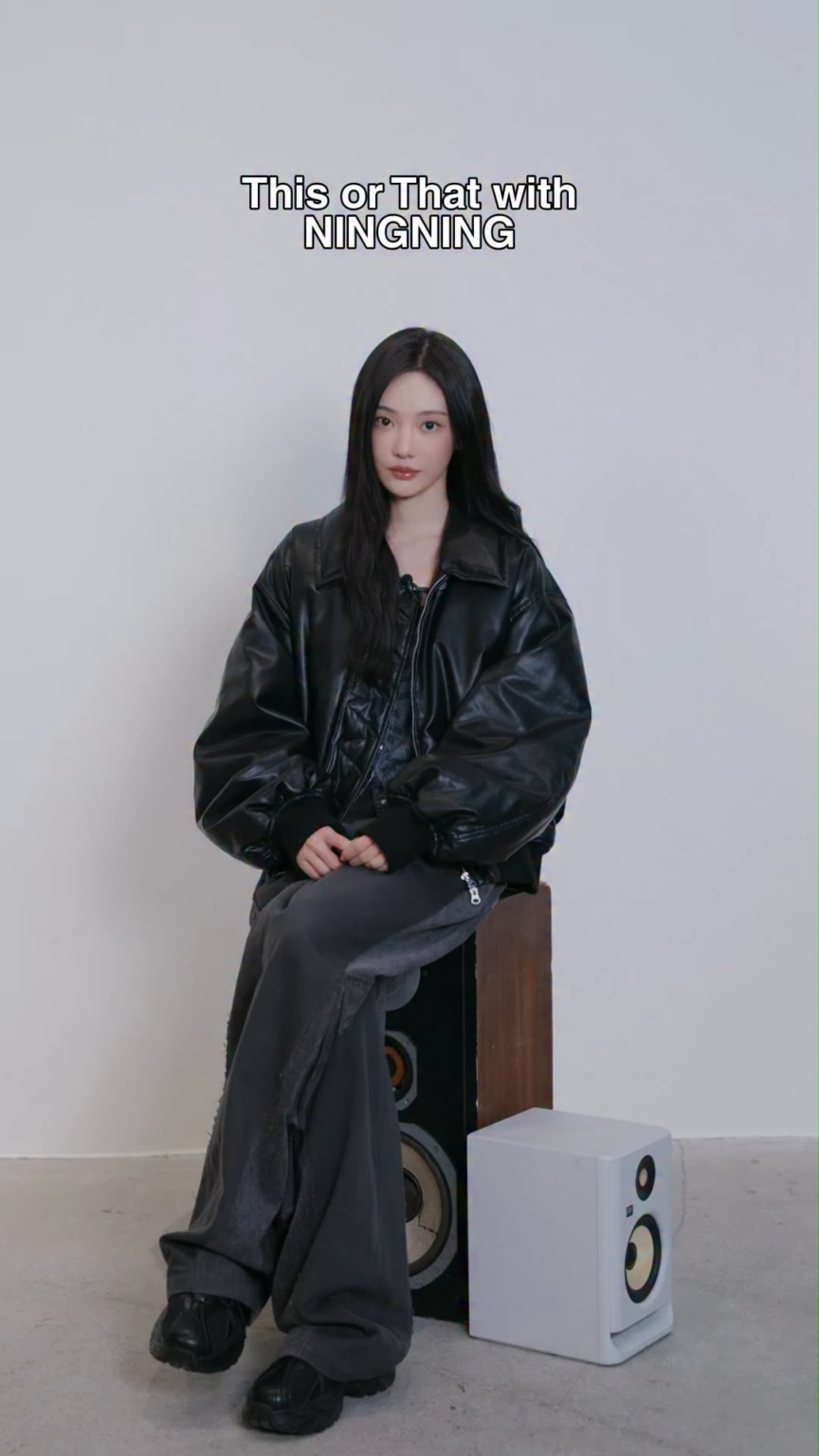 251030 تحديث ماتن كيم على الانستغرام مع نينغ نينغ - هذا أو ذاك مع @imnotningning 🫵🏻🩵 النسخة الثانية مع نينغ نينغ ستكون متاحة في 5 نوفمبر، الساعة 11 صباحًا