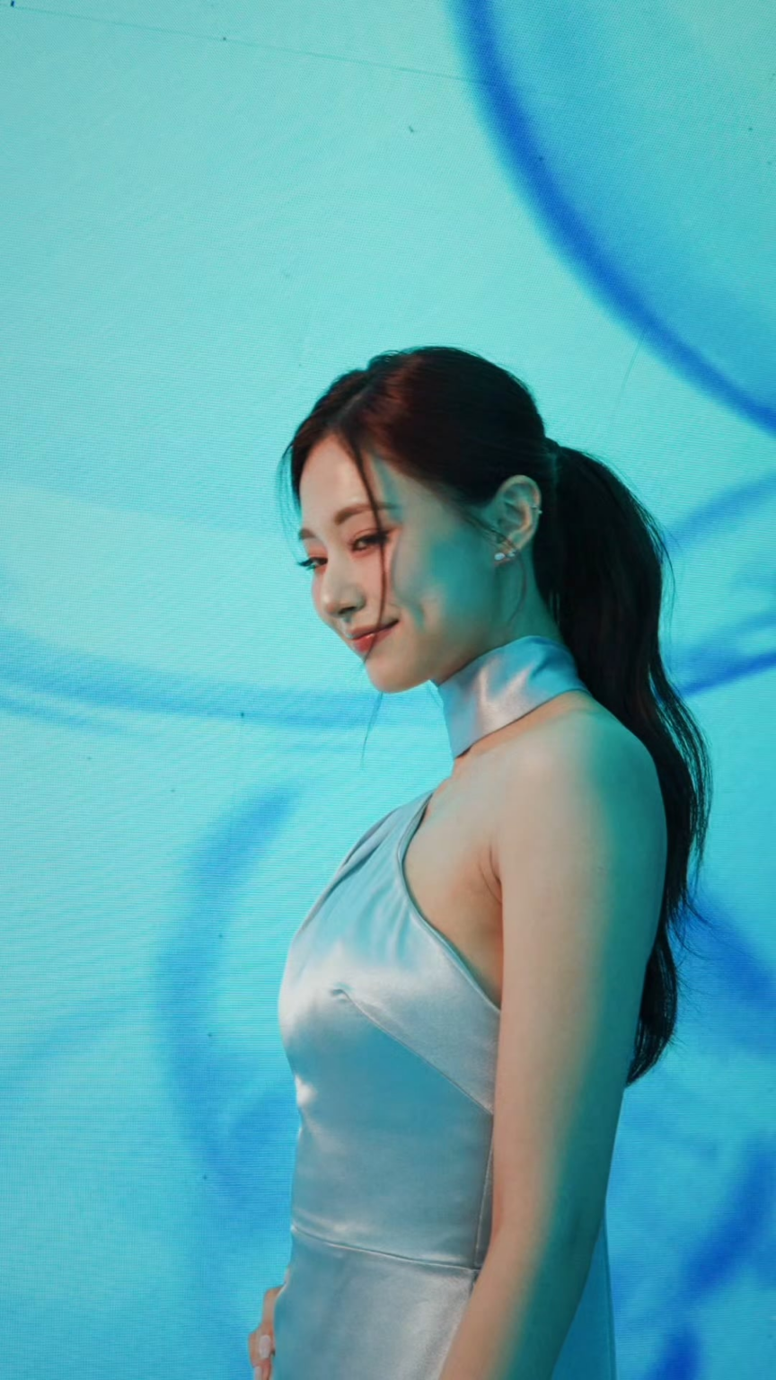 251006 Ray Ambler Tiktok Update - POV: أنت مصور الفيديو الحصري لـ Tzuyu لهذا اليوم وأيضًا مرة واحدة 🍭