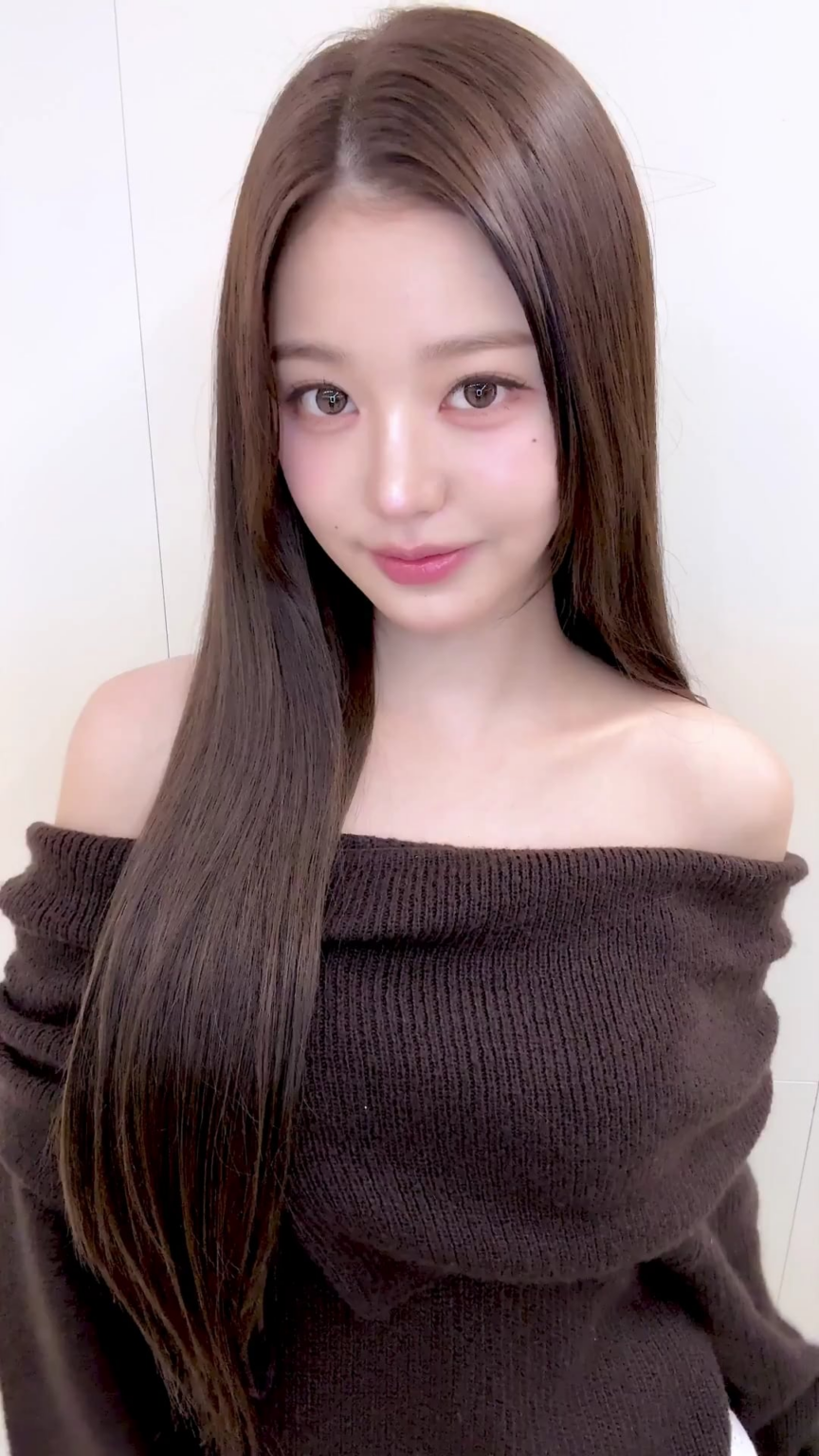 251027 تحديث TikTok الرسمي لـ IVE مع Wonyoung - جولة IVE العالمية  D-4 🩶 𓊆ྀི❤︎𓊇ྀི