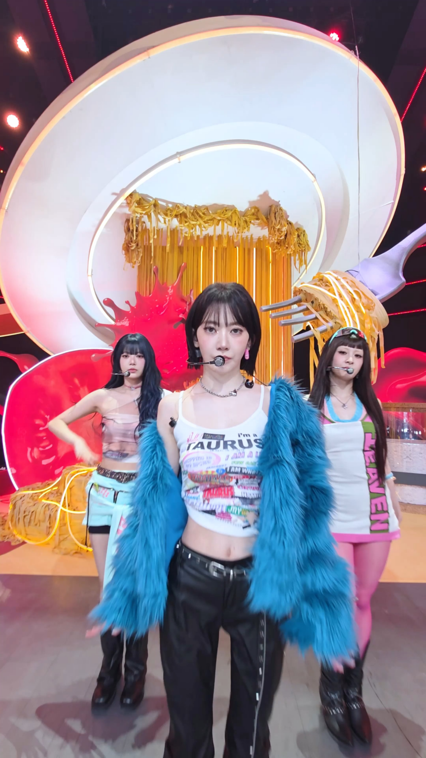 251031 تحديث تويتر LE SSERAFIM - ◞*₊ 🍽️ ✧ ˚ˑ ꊞ