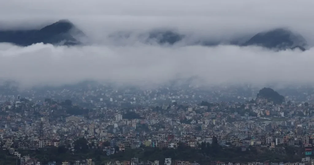 نيبال.. ضحايا جراء انهيارات أرضية وفيضانات بعد أمطار غزيرة