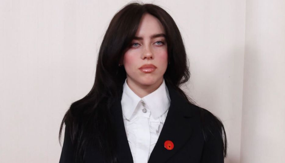 بيلي إيليش تدعو المليارديرات لتخصيص أموالهم للأعمال الخيرية موقع لبنان الكبير