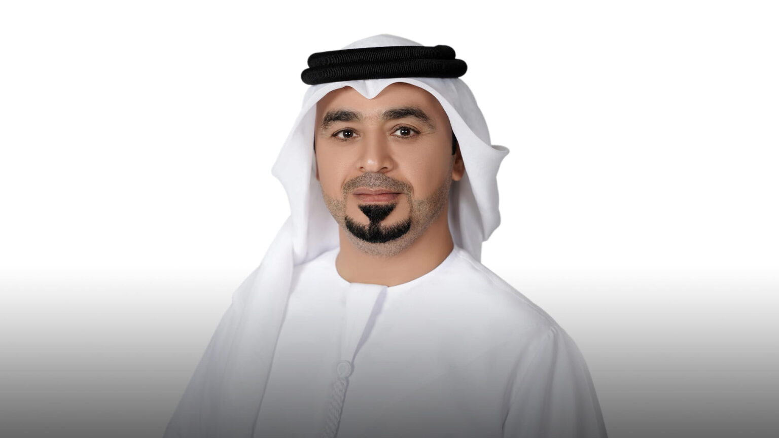 نستلهم في يوم العلم معاني العطاء والولاء للوطن