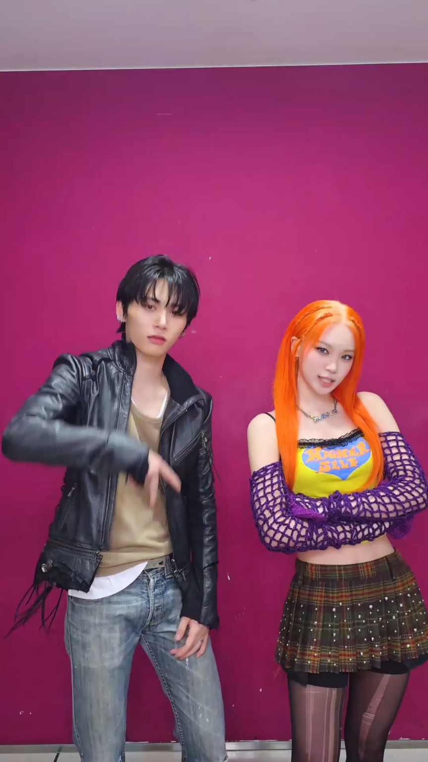 251029 تحديث LE SSERAFIM على التيك توك مع كيم تشايوون - تناول الطعام مع BOYNEXTDOOR Taesan 🗻🍝 (تحدي السباغيتي)