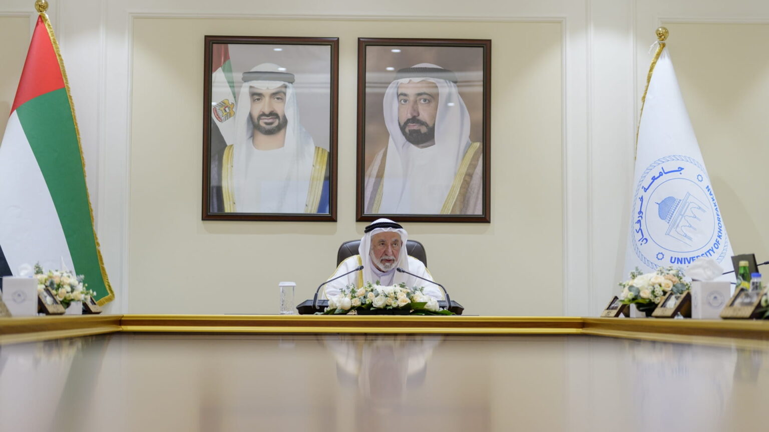 حاكم الشارقة يثمن إنجازات جامعة خورفكان الأكاديمية والبحثية