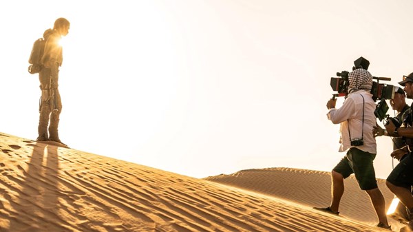 تدريب صناع الأفلام في أبوظبي.. استوديوهات «ساندستورم» تستضيف خبراء سينمائيين عالميين تدريب صناع الأفلام في أبوظبي.. استوديوهات «ساندستورم» تستضيف خبراء سينمائيين عالميين