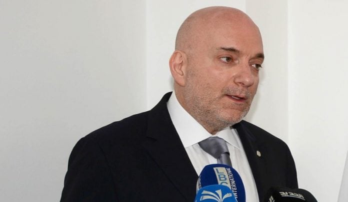 حكيم: ما نشهده اليوم من دعم أميركي يؤكد أن المجتمع الدولي بات يعتبر سلاح حزب الله التحدي الأكبر أمام قيام دولة لبنانية قوية وذات سيادة حكيم: ما نشهده اليوم من دعم أميركي يؤكد أن المجتمع الدولي بات يعتبر سلاح حزب الله التحدي الأكبر أمام قيام دولة لبنانية قوية وذات سيادة