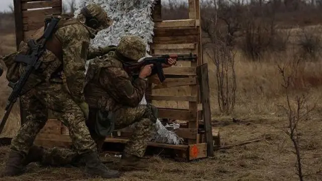 جنود أوكرانيون