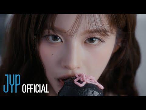 Nmixx - Spinnin 'على ذلك (Blue Valentine Core: MV دعابة)