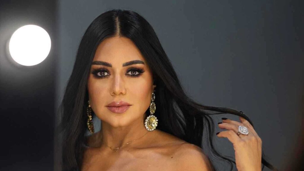 رانيا يوسف تكشف سرّ مشاركتها في مسلسل “لينك” جوليا روبرتس: واجهت قليلاً من "القساة" في بداياتي الفنية