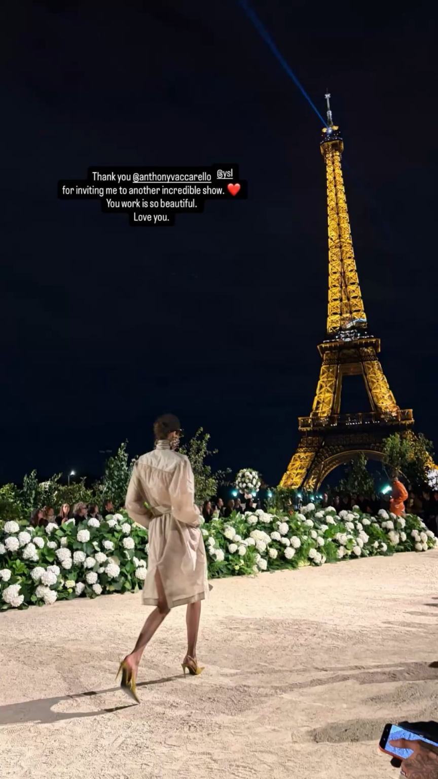 251001 تحديث قصة Rosé IG