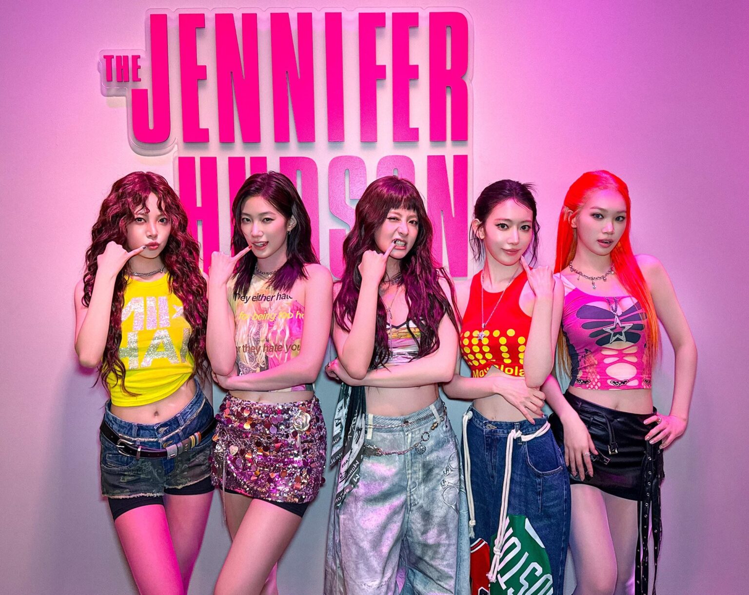 251029 تحديث تويتر LE SSERAFIM - في عرض جينيفر هدسون