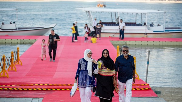 خدمات نقل متنوعة إلى «الشارقة للكتاب 2025» خدمات نقل متنوعة إلى «الشارقة للكتاب 2025»