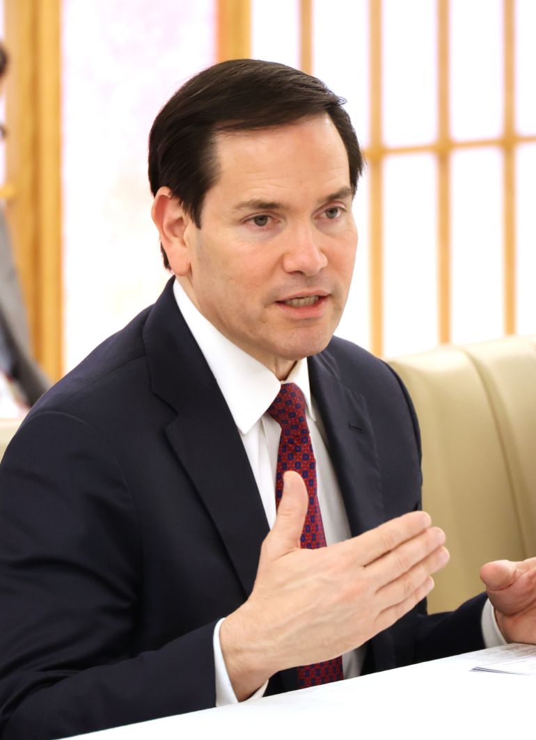 epa12487073 US Secretary of State Marco Rubio (R) speaks with Japan's Minister of Foreign Affairs Toshimitsu Motegi (not pictured) at the Foreign Ministry in Tokyo, Japan, 28 October 2025. Rubio is in Tokyo with US President Donald Trump on a three-day visit from 27 to 29 October. EPA/YOSHIKAZU TSUNO / POOL