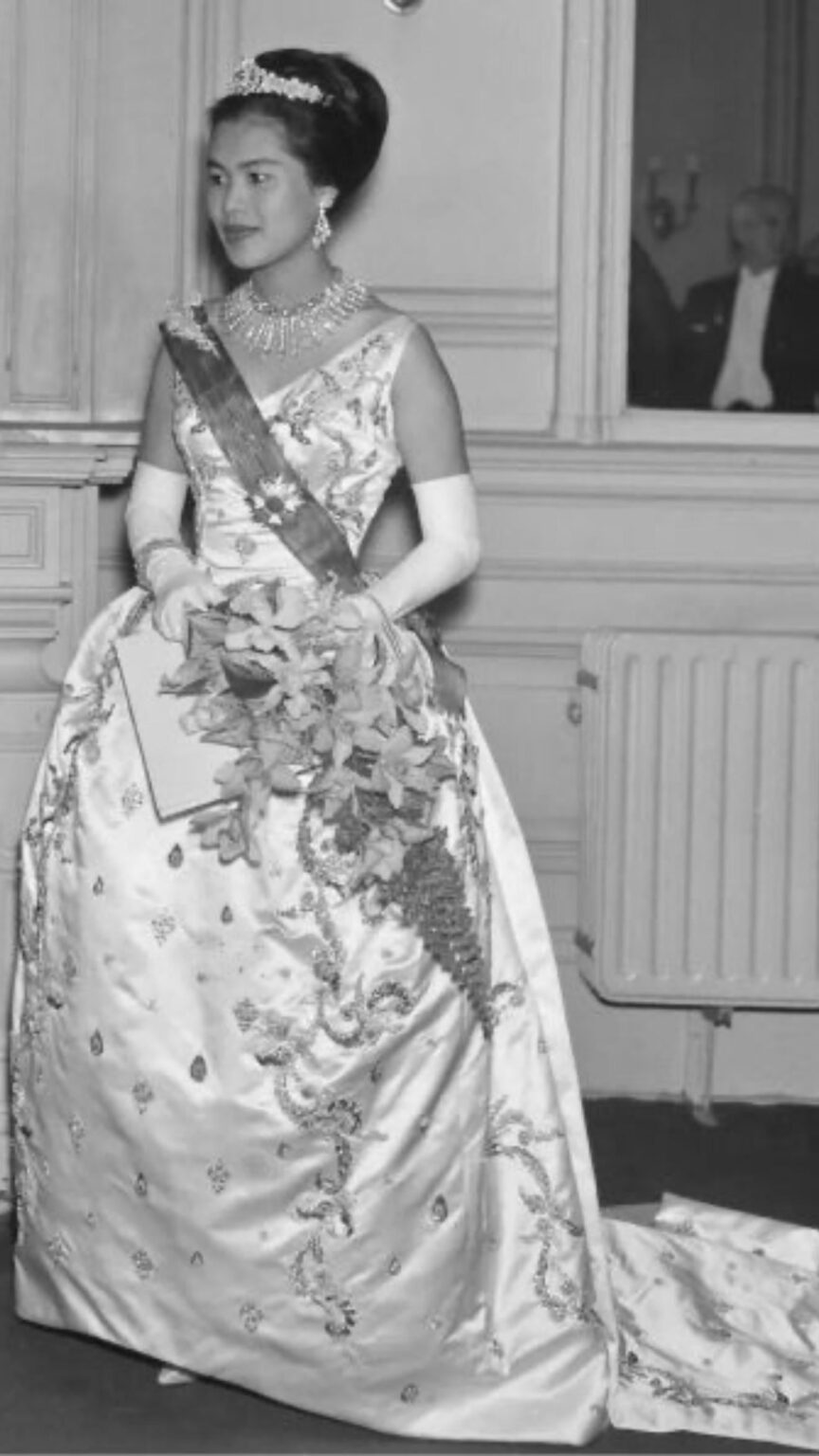 251028 تحديث قصة ليزا على IG