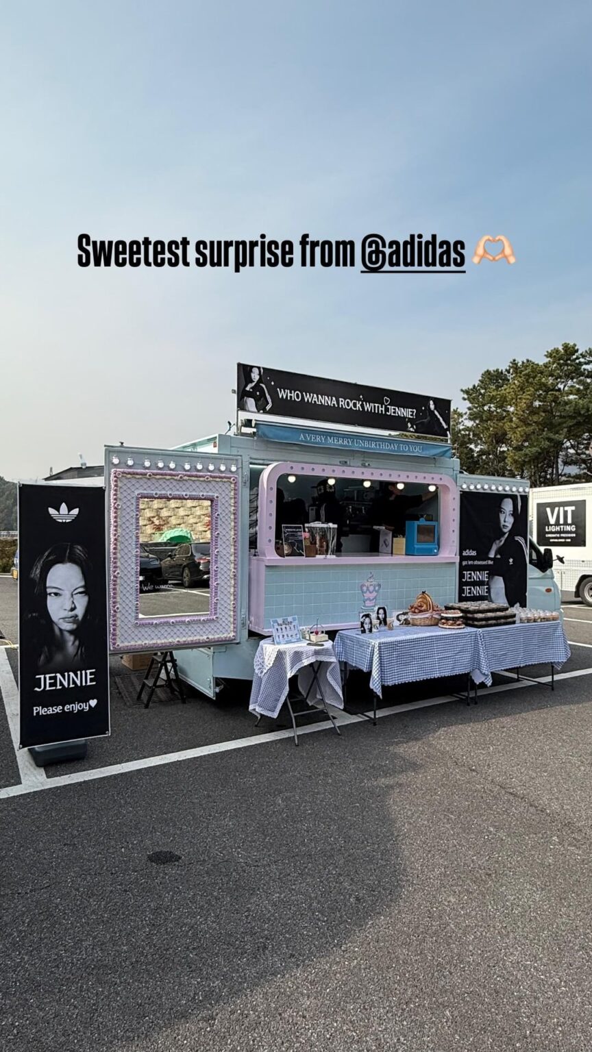 251031 تحديث قصة جيني (ODDATELIER) على الانستغرام