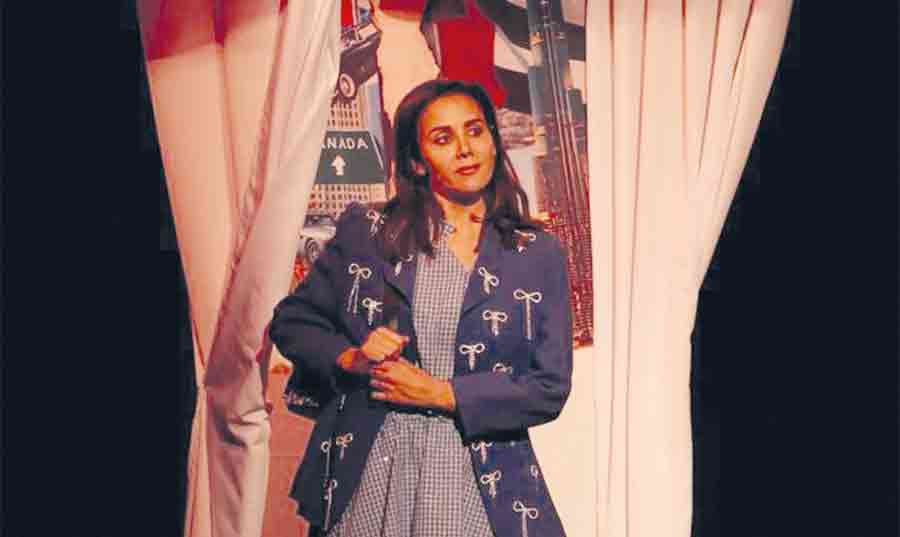 حقيبة هلا جاهزة لكنّ جذورها تعيدها في كل مرة للقاء هويتها