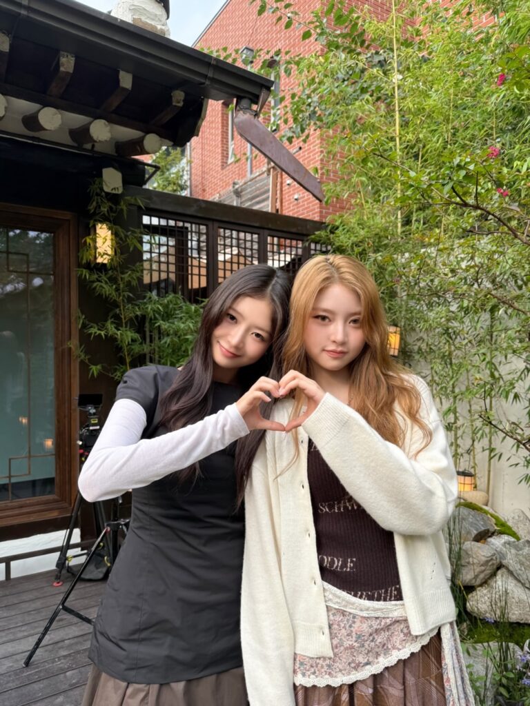 251030 تحديث تويتر KiiiKiii مع ريه (مع KiiiKiii Haum)