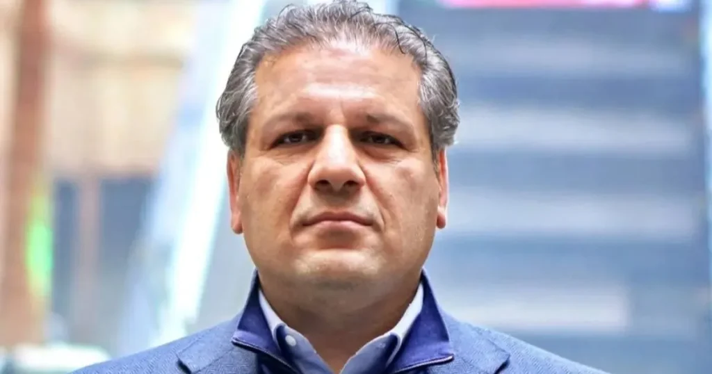 بريطانيا تفرض عقوبات على مصرفي إيراني مول أنشطة الحرس الثوري