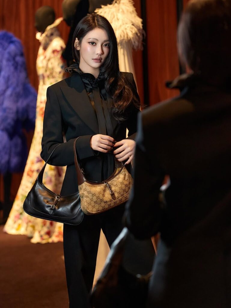 251002 GQ Korea Instagram Update مع Ningning