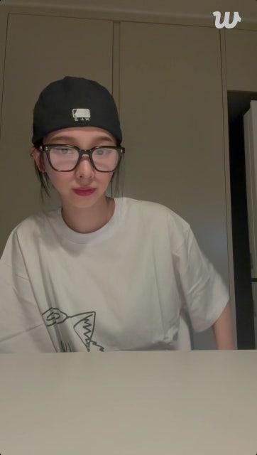 251009 كارينا ويفيرس لايف