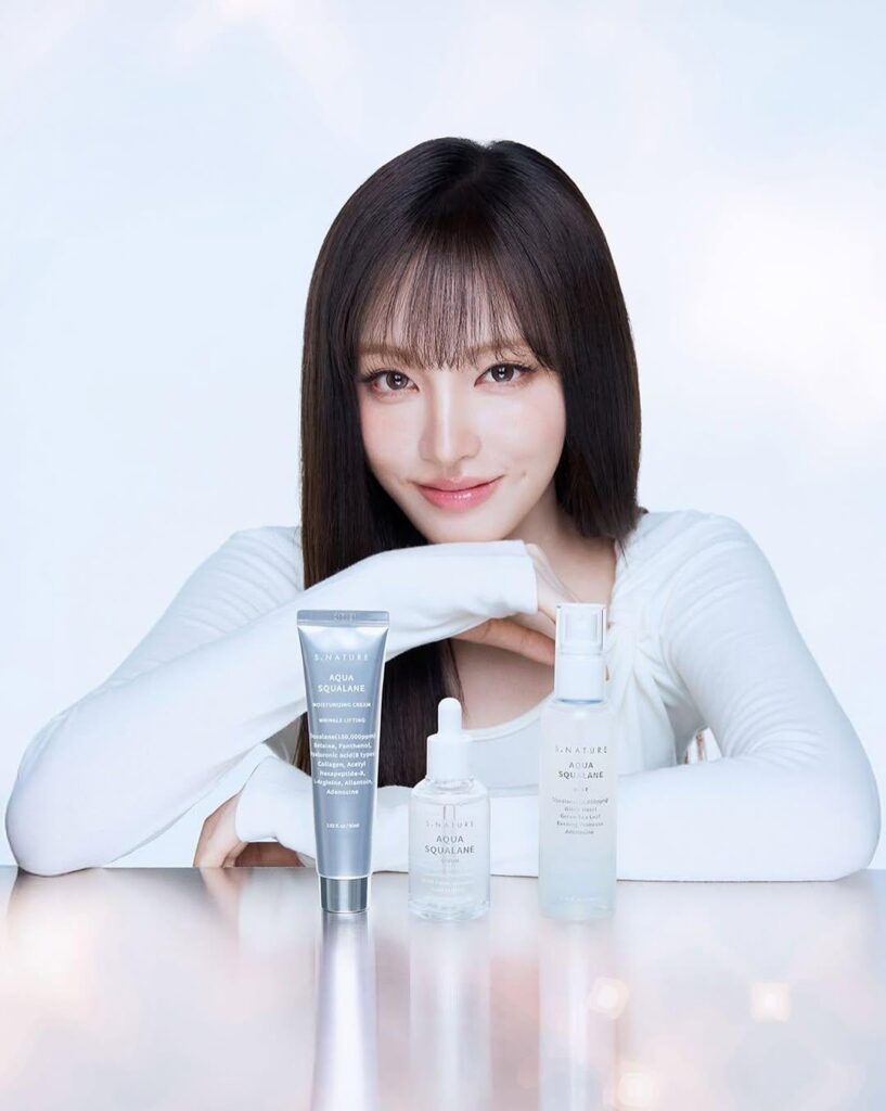 251009 تم الإعلان عن ليز باعتبارها الملهمة الجديدة لعلامة مستحضرات التجميل "S.NATURE"