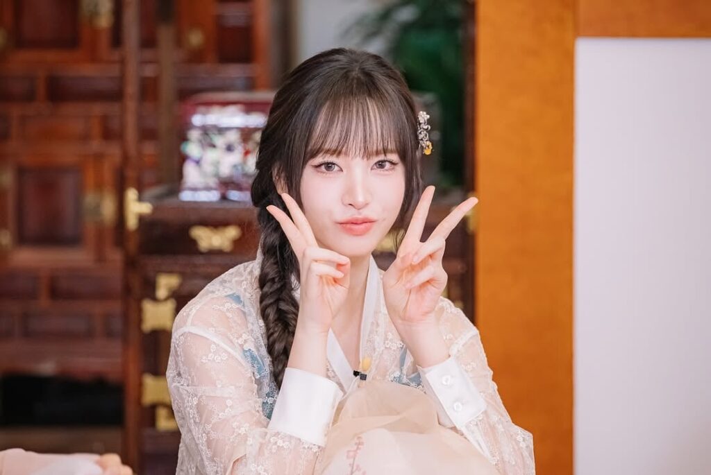 251010 جلسة Hangout مع Yoo على قناة MBC في الإنستغرام مع ليز