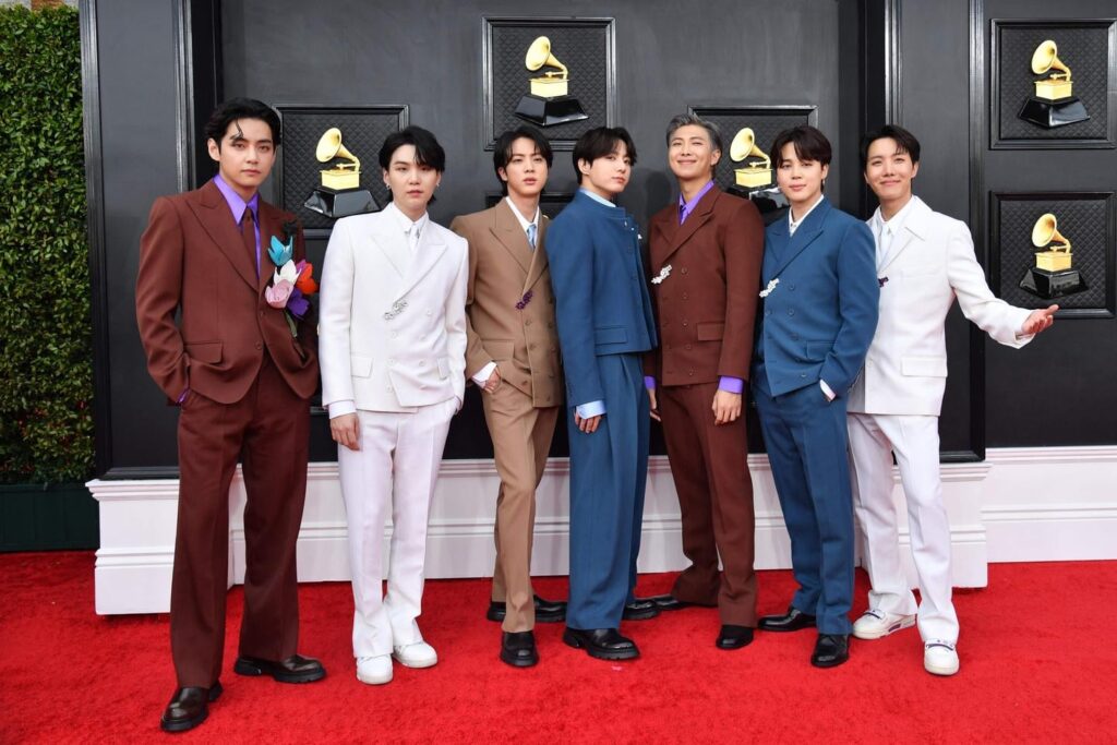 فرقة BTS تعقد 65 عرضًا، أكثر من 30 عرضًا في أمريكا الشمالية، لجولة 2026: بلومبرج