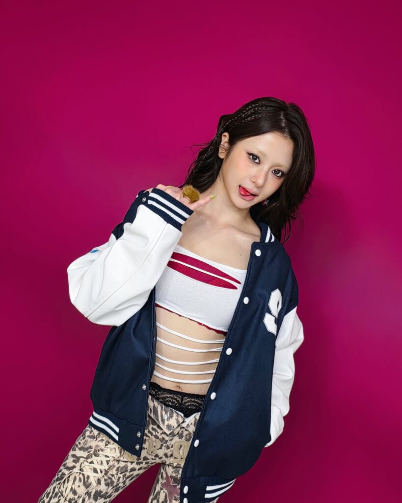 251029 تحديث تويتر LE SSERAFIM مع Huh Yunjin - منطقة السباغيتي الخالية من التوتر 🍝🚚📆2025. 10.30 11:00 ~ 16:00 (KST)📍 جامعة سونجسيل