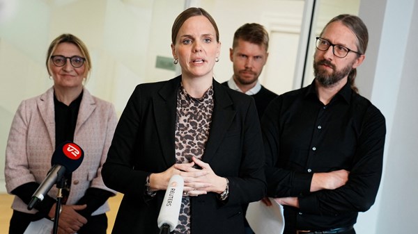 الدنمارك تفرض حدا أدنى للسن لاستخدام وسائل التواصل الاجتماعي