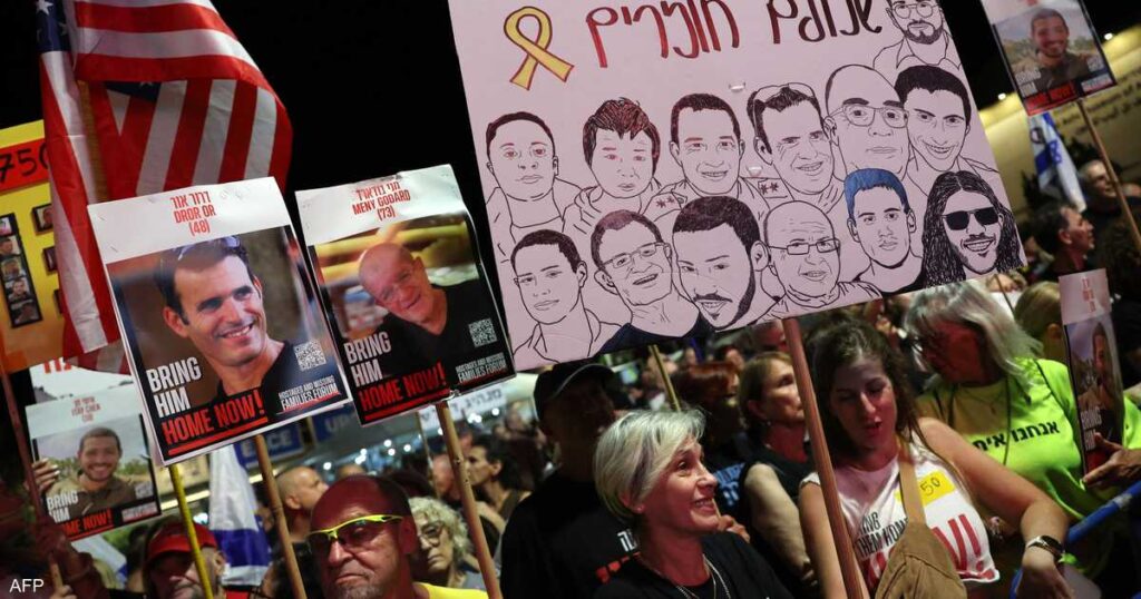 إسرائيل تتسلّم من “حماس” ثلاث جثث “مجهولة الهوية” إسرائيل تتسلّم من "حماس" ثلاث جثث "مجهولة الهوية"