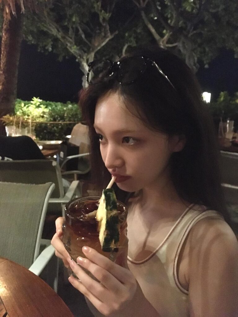 251121 تحديث ليز على الانستقرام