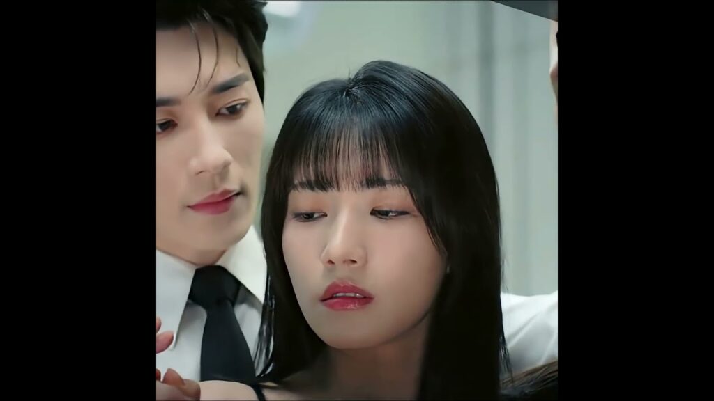 😚🔥🔥 #QueenofDarkness #ملكة_الظلام #黑夜中的她 #FangJin #YanZixian #YOUKU #shorts #cdrama #chinesedrama 😚🔥🔥 #QueenofDarkness #ملكة_الظلام #黑夜中的她 #FangJin #YanZixian #YOUKU #shorts #cdrama #chinesedrama