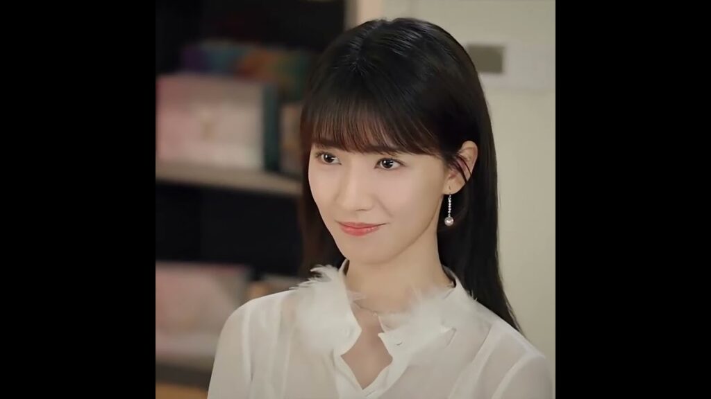 😚😚💋#QueenofDarkness #ملكة_الظلام  #黑夜中的她  #FangJin #YanZixian  #YOUKU #shorts #cdrama #chinesedrama