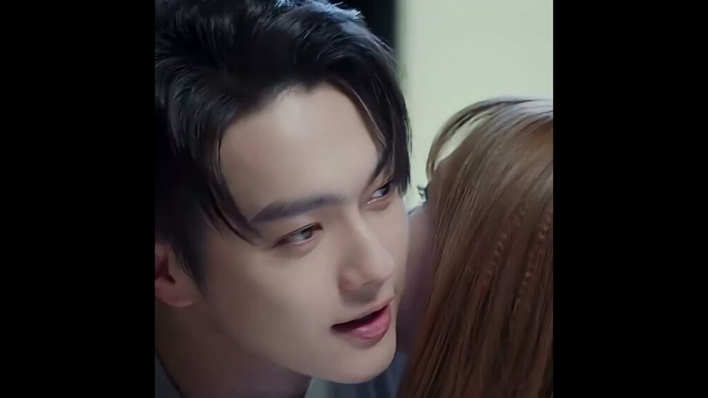 😚😚💜  #xukai #الوقوع_بحب_ابتسامتك  #fallingintoyoursmile #chengxiao #youku #cdrama #chinesedrama