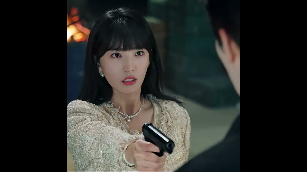 😭😭 #QueenofDarkness #ملكة_الظلام #黑夜中的她 #FangJin #YanZixian #YOUKU #shorts #cdrama #chinesedrama 😭😭 #QueenofDarkness #ملكة_الظلام #黑夜中的她 #FangJin #YanZixian #YOUKU #shorts #cdrama #chinesedrama