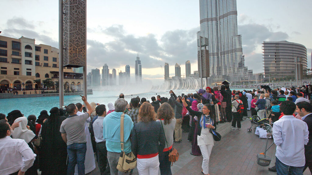دبي تتجه إلى تسجيل 2025 عاماً قياسياً في أعداد السيّاح الدوليين دبي تتجه إلى تسجيل 2025 عاماً قياسياً في أعداد السيّاح الدوليين