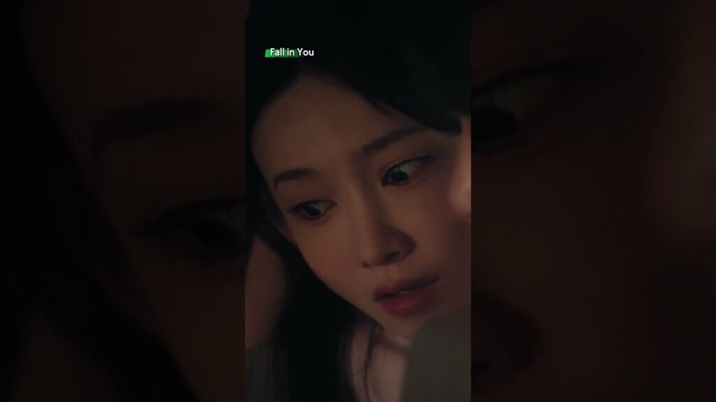 كادوا يُكشفان! لحظات توتر وعشق! 💞🔥 أغرمت بك #fallinyou #fanzhixin #limuchen #iqiyi #cdrama