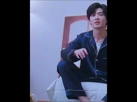 😚😚💕 #HiddenLove #حب_خفي #zhaolusi #chenzheyuan #cdrama #youku #victorma #rosyzhao #shorts #romance