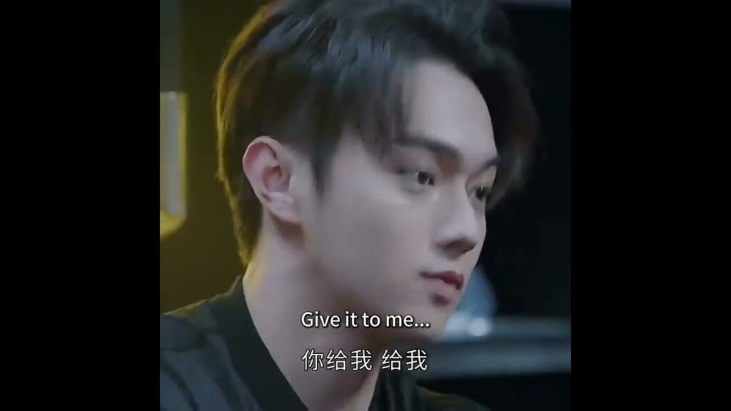 👀😚💕💕  #xukai #الوقوع_بحب_ابتسامتك  #fallingintoyoursmile #chengxiao #youku #cdrama #shorts