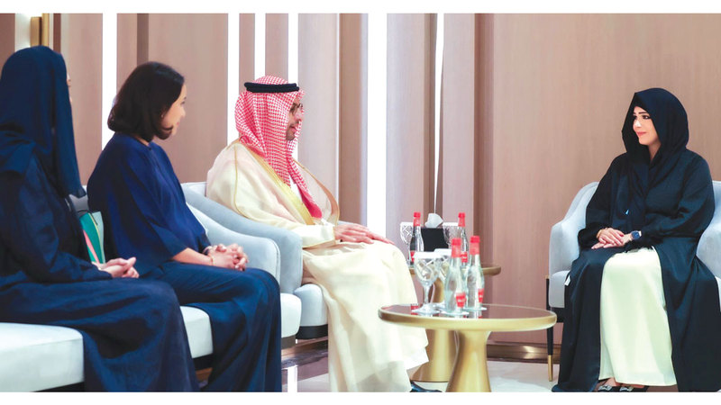 لطيفة بنت محمد تلتقي مساعد وزير الثقافة في المملكة العربية السعودية