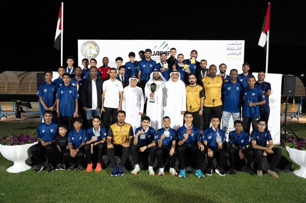 حتا يظفر بكأس نائب رئيس الدولة للجري حتا يظفر بكأس نائب رئيس الدولة للجري