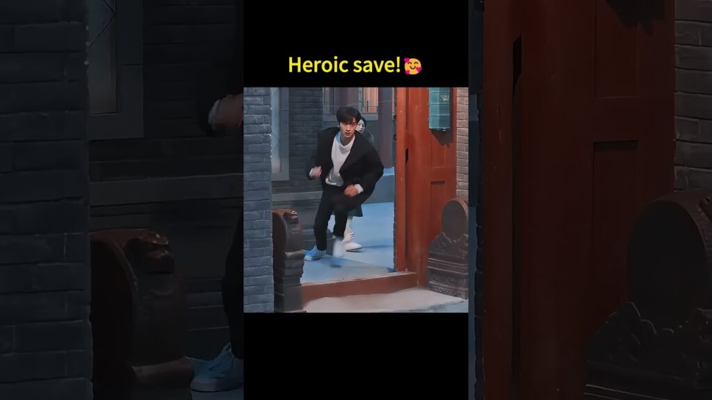 🤣🤣🤣#linyi #chenyuqi #ذكريات_لوحة #MemoryOfEncausticTile #YOUKU #cdrama #shorts #romantic #林一 #昔有琉璃瓦