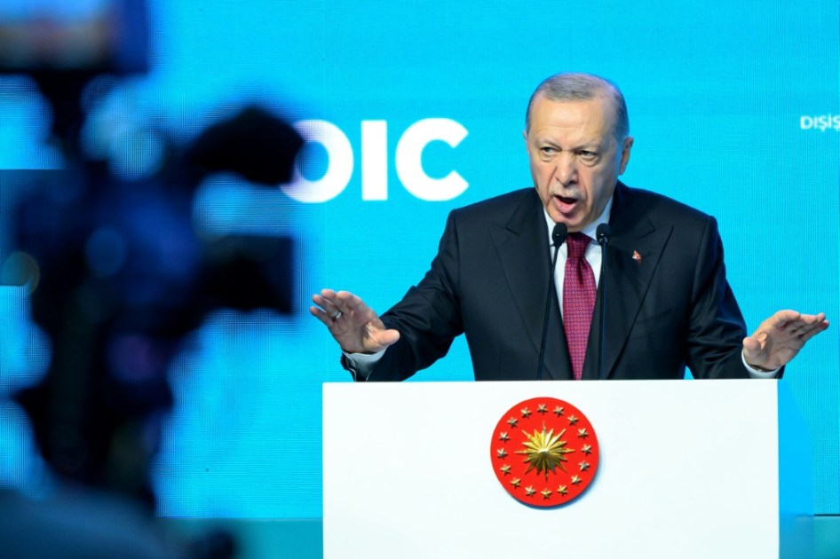 الحكم بسجن صحافي في تركيا أربع سنوات بتهمة "تهديد" إردوغان