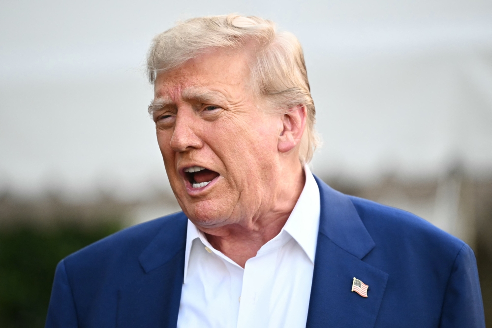 المهاجم أصيب بجروح .. ترامب يصف هجوم واشنطن بـ"الإرهابي"