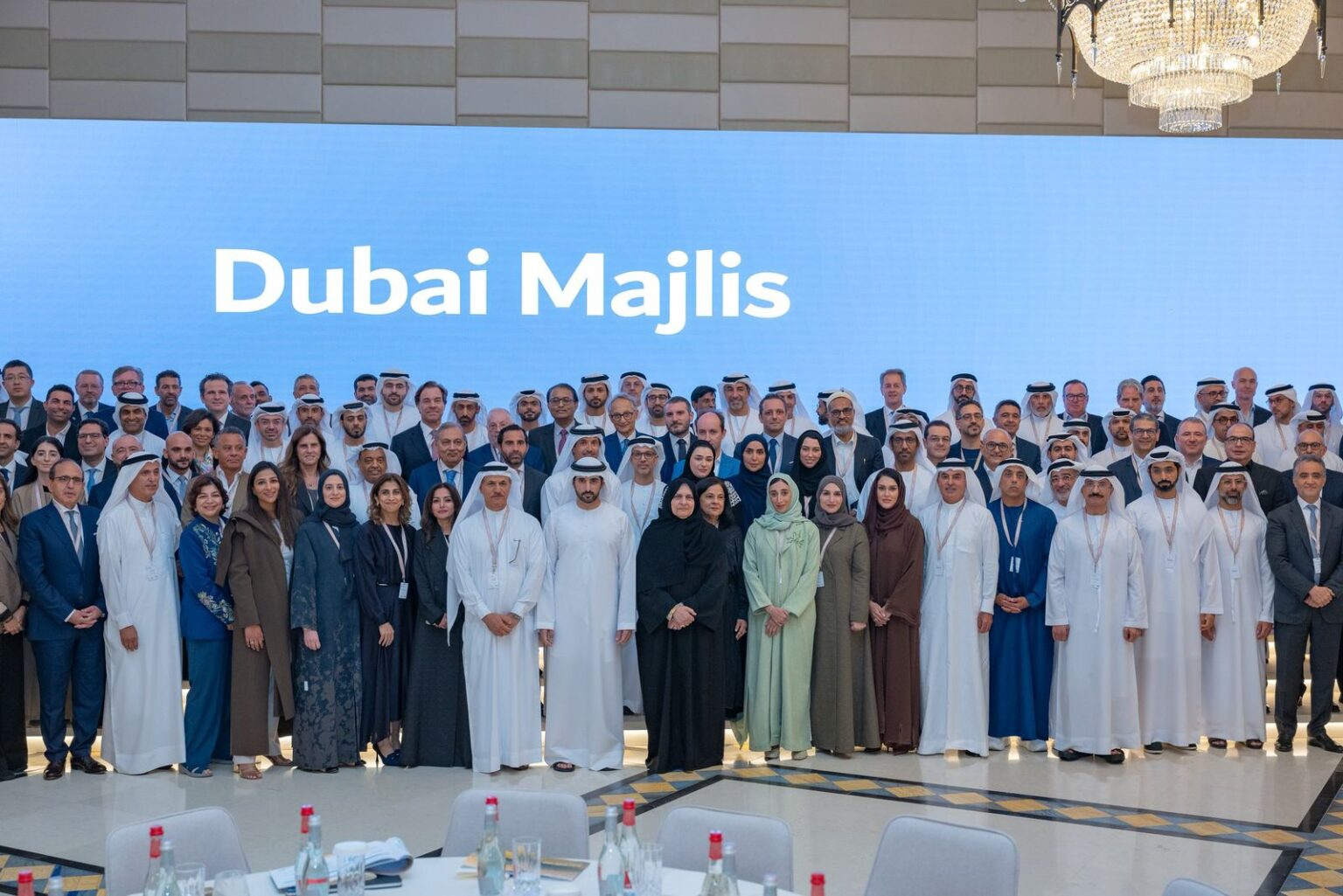 حمدان بن محمد: ستبقى أبوابنا مفتوحة أمام كل فكرة ومشروع ومبادرة - الإمارات اليوم