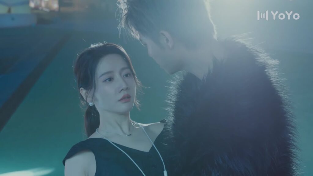 يتظاهر بأنه حبيبها امام حبيبها الخائن❤️🔥 ( ارواح ضائعة على الطريق ) يتظاهر بأنه حبيبها امام حبيبها الخائن❤️🔥 ( ارواح ضائعة على الطريق )